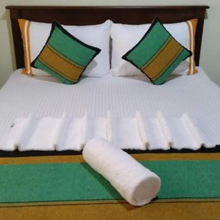 Sanasuma Rest Hotel Anuradhapura Kültér fotó