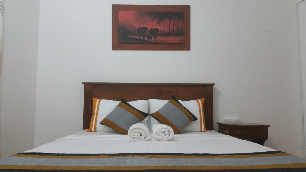 Sanasuma Rest Hotel Anuradhapura Kültér fotó