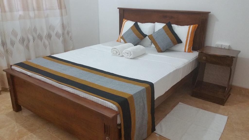Sanasuma Rest Hotel Anuradhapura Kültér fotó