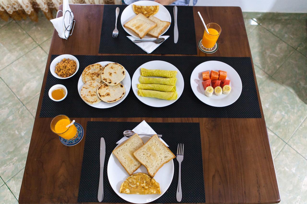 Sanasuma Rest Hotel Anuradhapura Kültér fotó