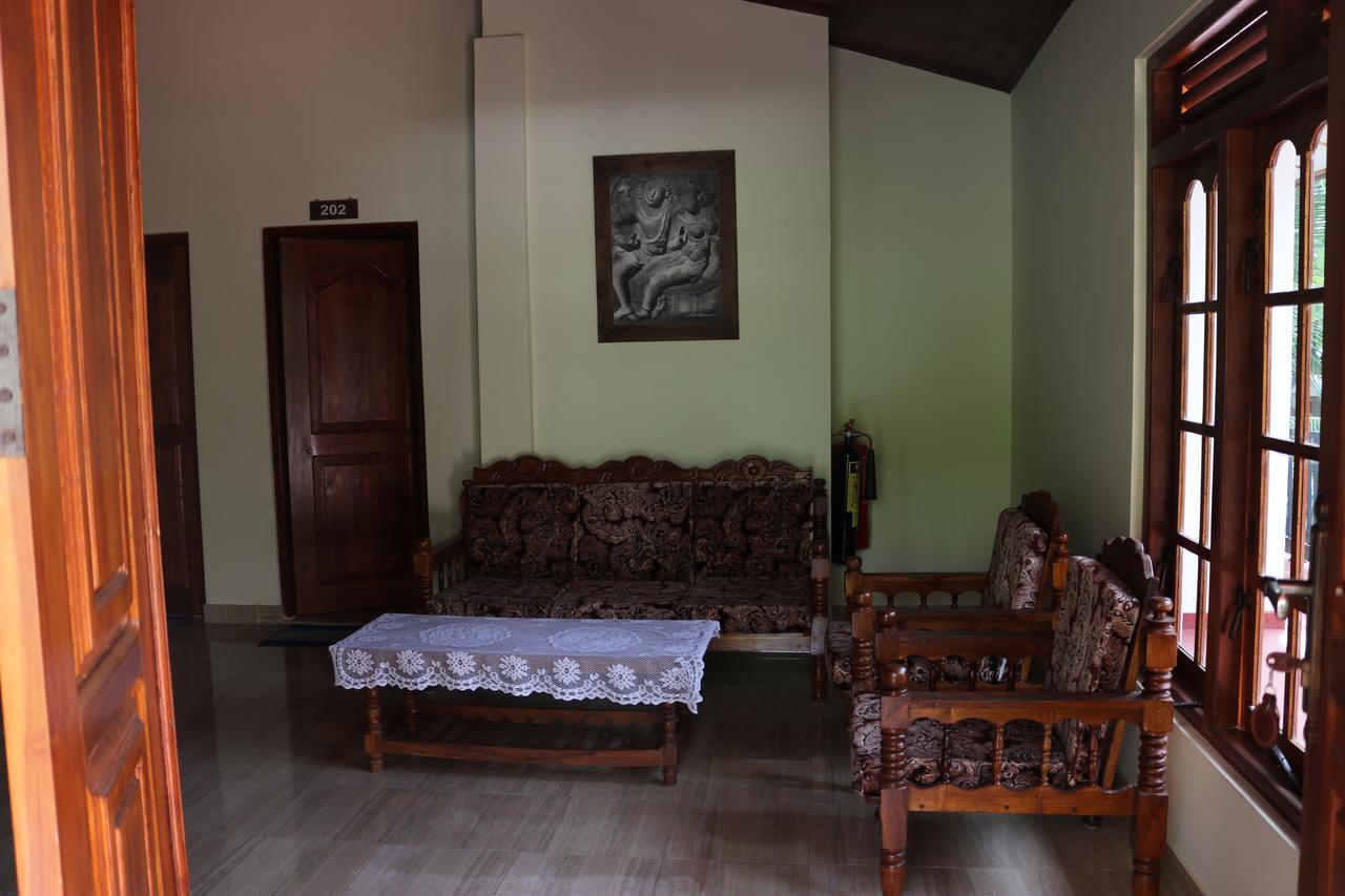 Sanasuma Rest Hotel Anuradhapura Kültér fotó