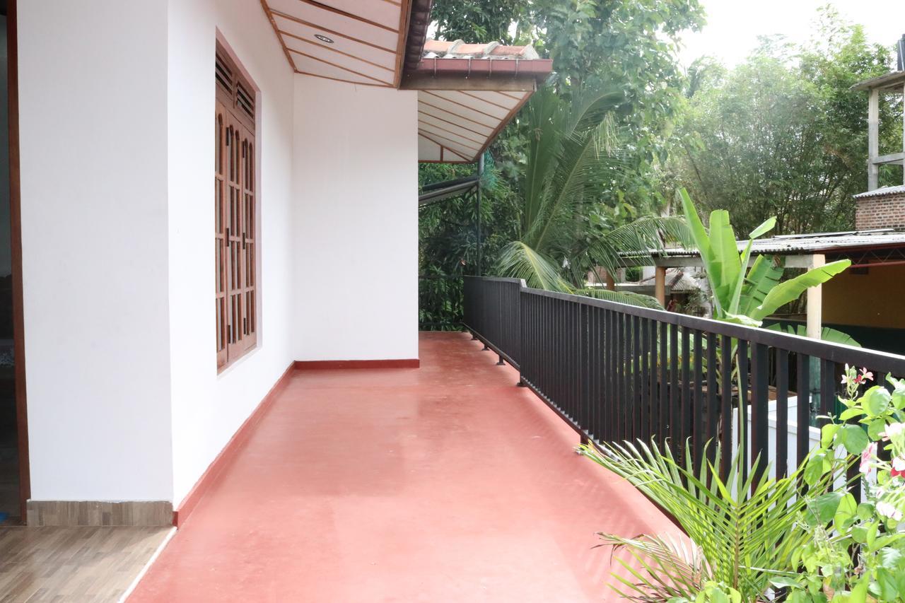 Sanasuma Rest Hotel Anuradhapura Kültér fotó